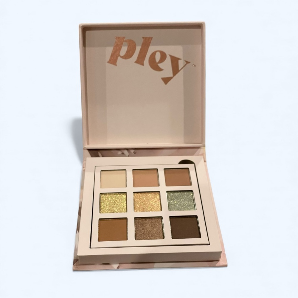 Pley Beauty “Nudie” Pleyer Palette – Eyeshadow Collection